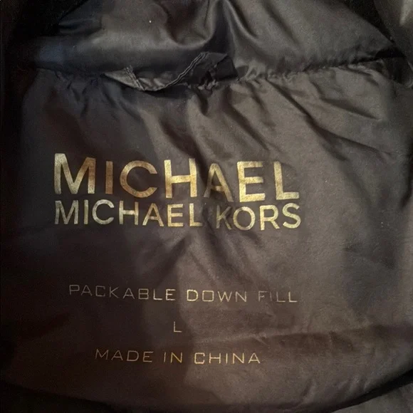 Michael Kors Black Puffer Coat with Hood and Quilted Design - Picture 2 of 8